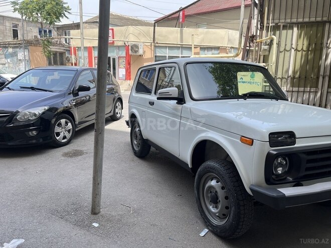 LADA (VAZ) Niva