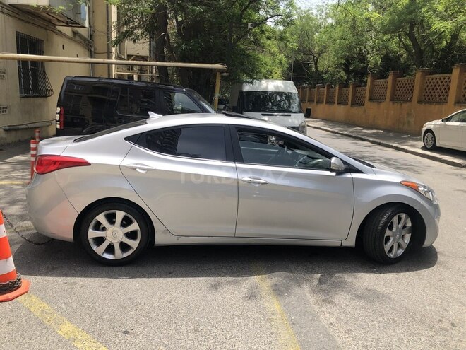 Hyundai Elantra 2012, 131,653 km - 1.8 l - Bakı