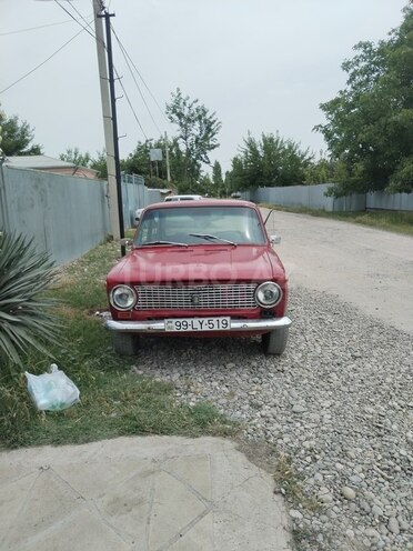 LADA (VAZ) 21011