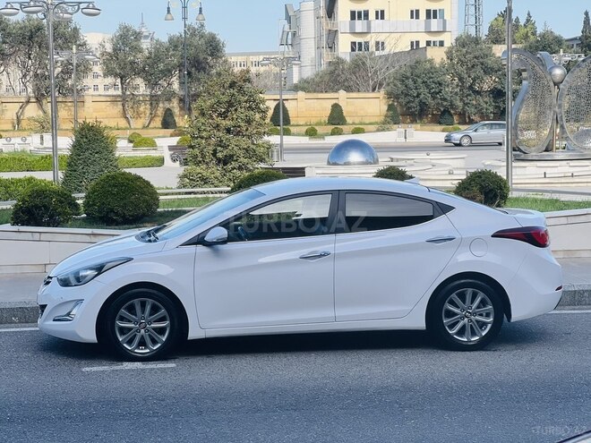 Hyundai Avante 2015, 146,000 km - 1.6 л - Bakı