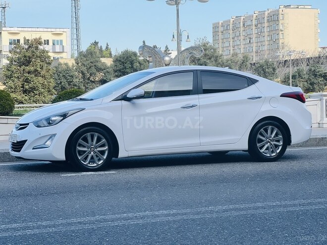 Hyundai Avante 2015, 146,000 km - 1.6 л - Bakı