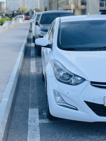 Hyundai Avante 2015, 146,000 km - 1.6 л - Bakı
