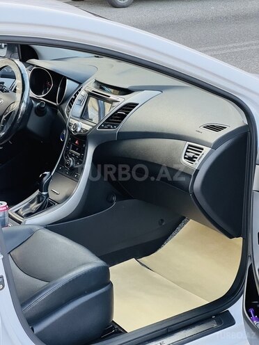 Hyundai Avante 2015, 146,000 km - 1.6 л - Bakı