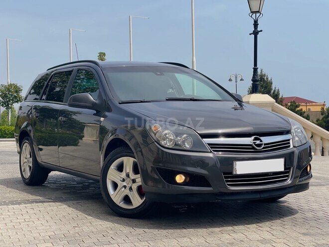 Opel Astra 2010, 270,000 km - 1.4 l - Bakı