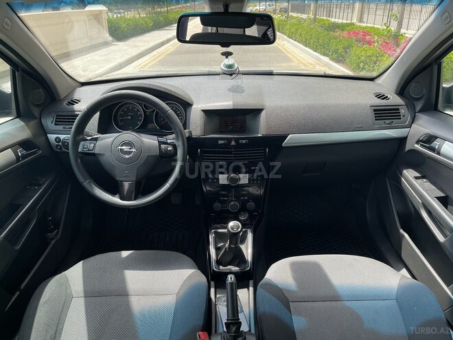 Opel Astra 2010, 270,000 km - 1.4 l - Bakı
