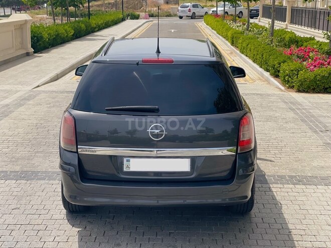 Opel Astra 2010, 270,000 km - 1.4 l - Bakı