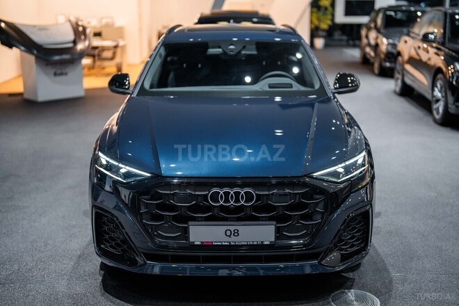 Audi Q8