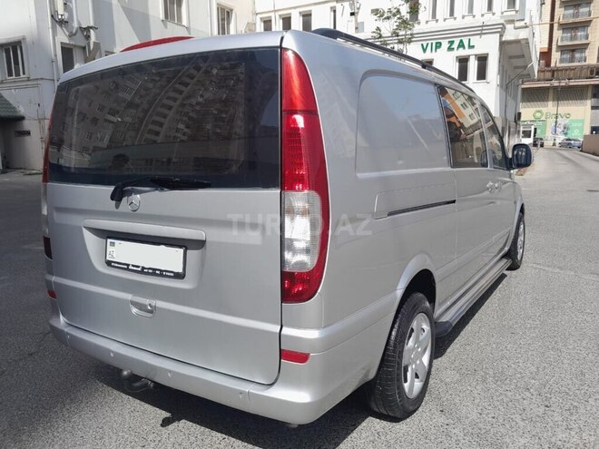 Mercedes Vito 111