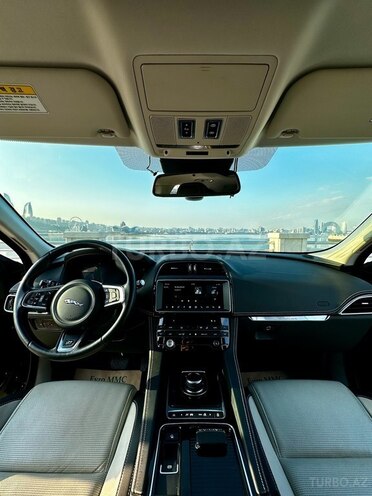 Jaguar F-Pace R 2018, 78,000 km - 2.0 l - Bakı