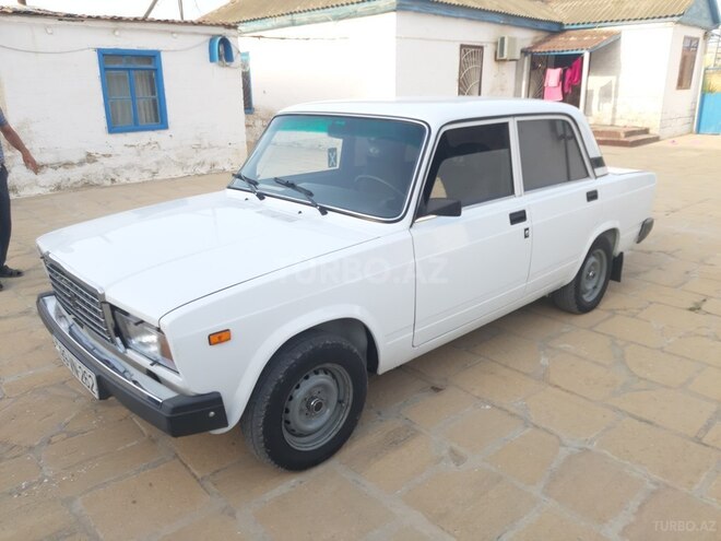 LADA (VAZ) 2107