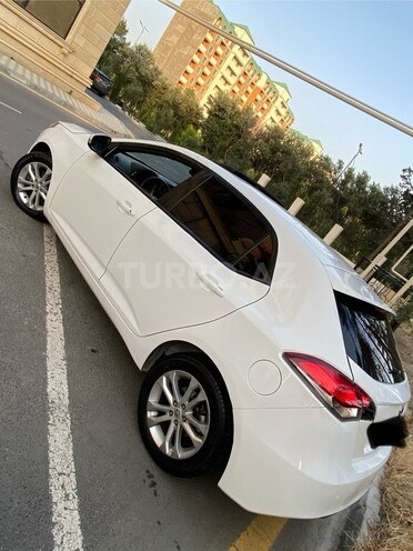 MG 5 2013, 295,000 km - 1.5 l - Bakı