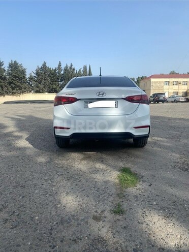 Hyundai Accent 2019, 141,000 km - 1.4 l - Bakı
