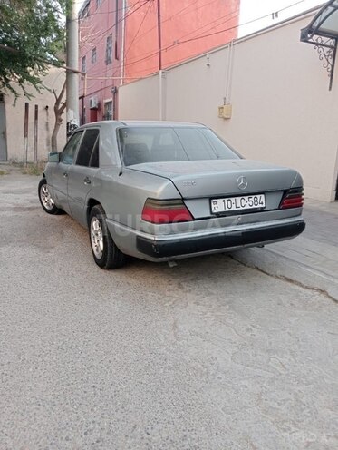 Mercedes E 230 1993, 458,000 km - 2.3 л - Bakı