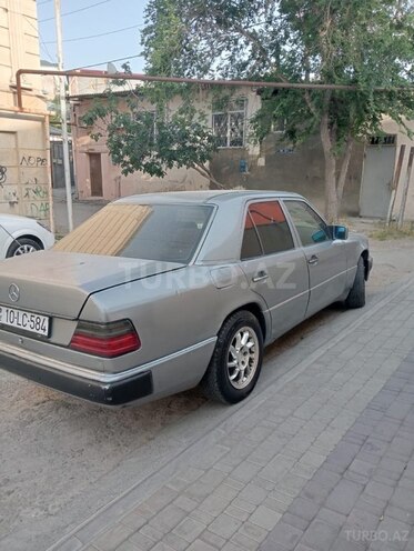 Mercedes E 230 1993, 458,000 km - 2.3 л - Bakı