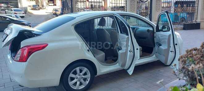 Nissan Sunny 2012, 203,000 km - 1.5 л - Bakı