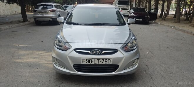 Hyundai Accent