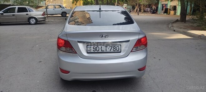 Hyundai Accent