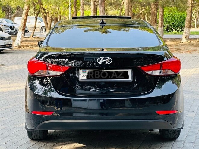 Hyundai Elantra 2015, 141,000 km - 1.8 л - Bakı