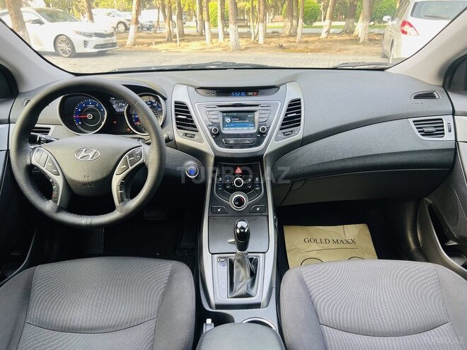 Hyundai Elantra 2015, 141,000 km - 1.8 л - Bakı