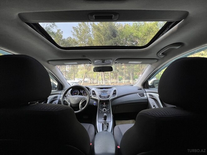 Hyundai Elantra 2015, 141,000 km - 1.8 л - Bakı