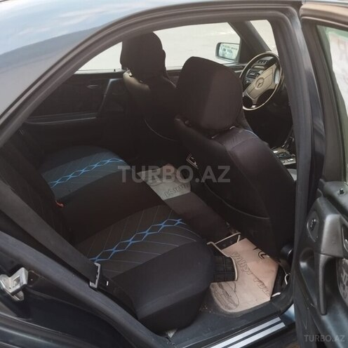 Mercedes E 230 1996, 452,000 km - 2.3 l - Bakı