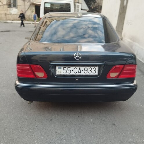 Mercedes E 230 1996, 452,000 km - 2.3 l - Bakı
