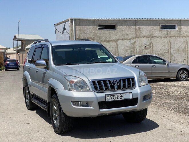 Toyota Land Cruiser Prado