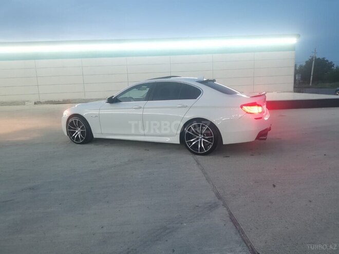 BMW 528 2012, 214,000 km - 2.0 л - Şəmkir