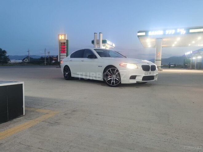 BMW 528 2012, 214,000 km - 2.0 л - Şəmkir