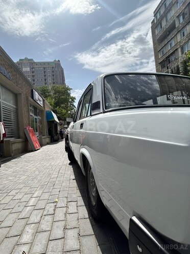 LADA (VAZ) 2107