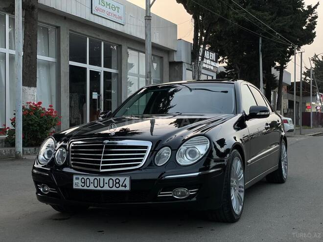 Mercedes E 240