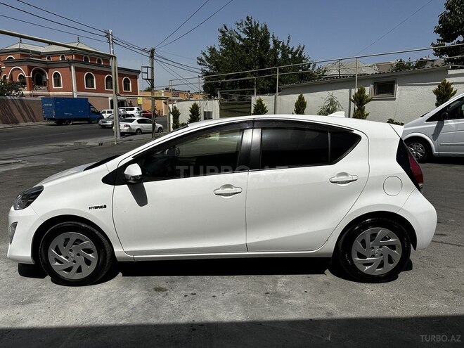 Toyota Prius C