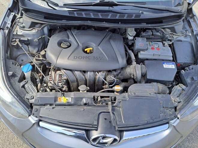 Hyundai Elantra 2014, 119,000 km - 1.8 l - Gəncə