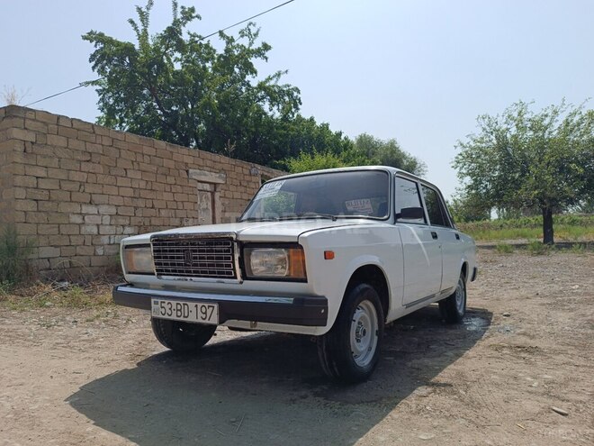 LADA (VAZ) 2107