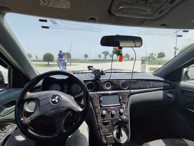 Mitsubishi Airtrek 2001, 334,423 km - 2.0 л - Bakı