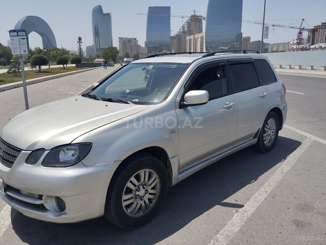 Mitsubishi Airtrek 2001, 334,423 km - 2.0 л - Bakı