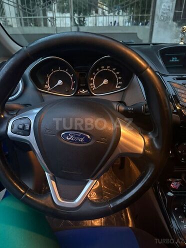 Ford Fiesta 2013, 186,000 km - 1.4 l - Bakı