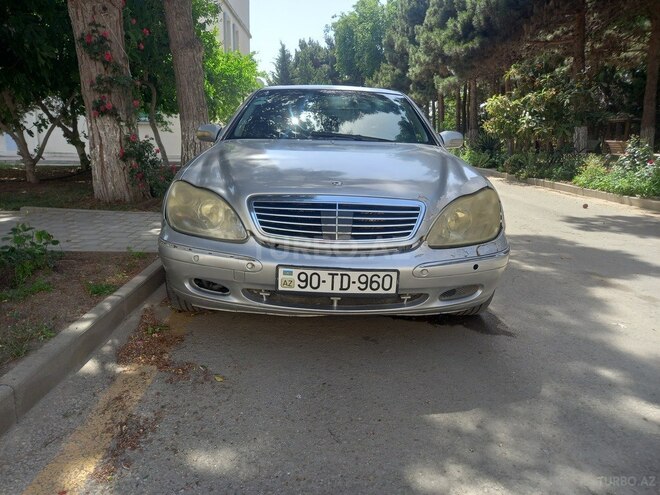 Mercedes S 320