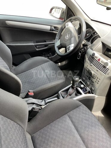 Opel Astra 2004, 226,000 km - 1.4 l - Göyçay