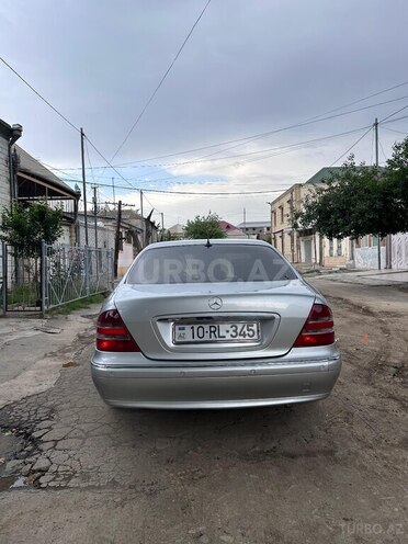 Mercedes S 320