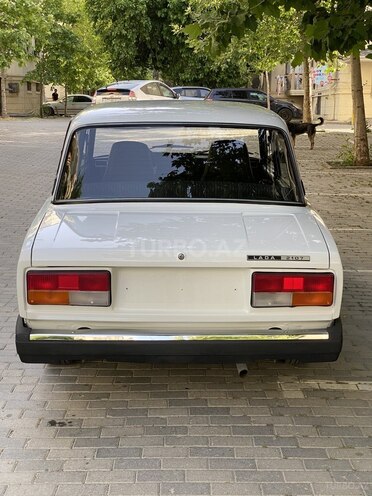 LADA (VAZ) 2107