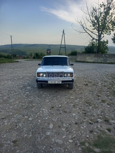 LADA (VAZ) 2107