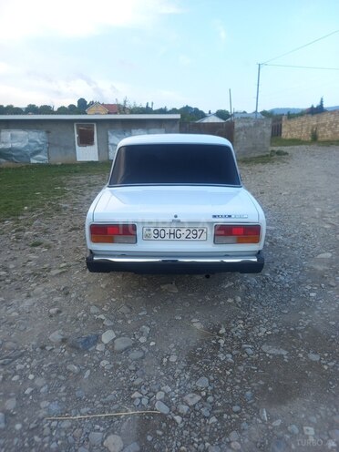 LADA (VAZ) 2107