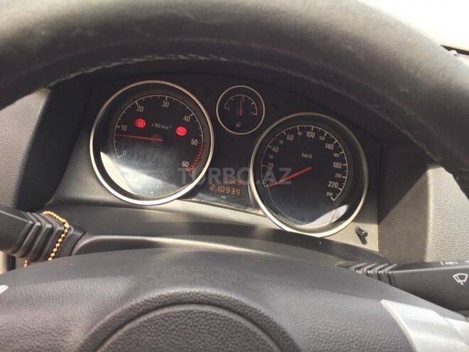 Opel Astra 2009, 213,358 km - 1.3 l - Bakı