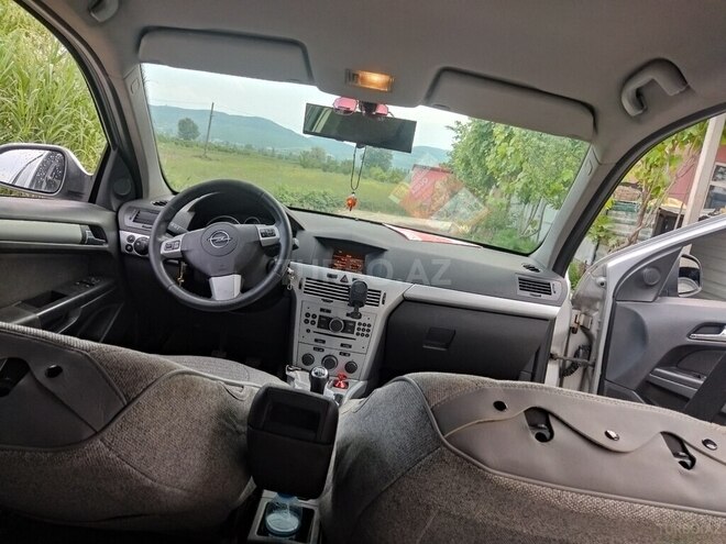 Opel Astra 2009, 213,358 km - 1.3 l - Bakı