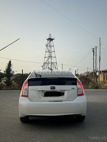 Toyota Prius 2014, 300,000 km - 1.8 л - Bakı