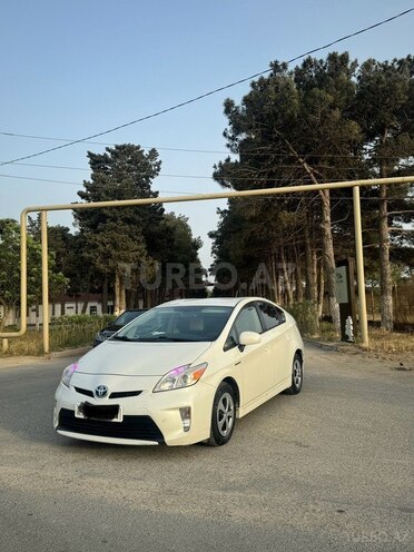 Toyota Prius 2014, 300,000 km - 1.8 л - Bakı