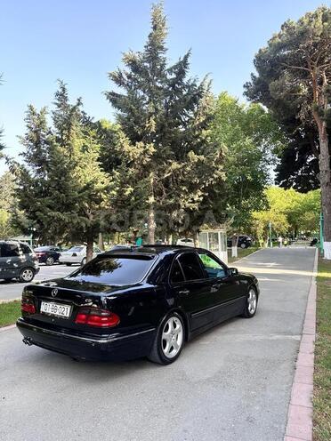 Mercedes E 320 2001, 354,815 km - 3.2 л - Bakı