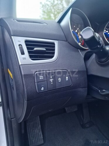Hyundai Avante 2015, 158,112 km - 1.6 l - Bakı