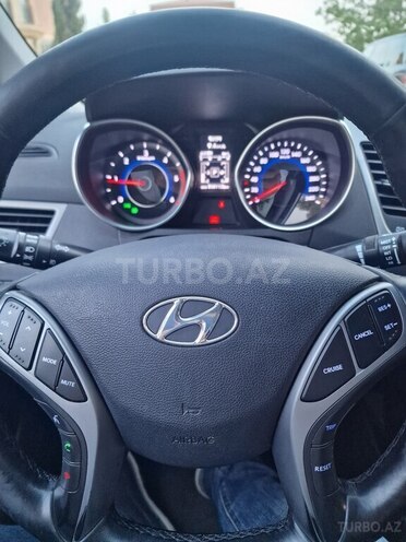 Hyundai Avante 2015, 158,112 km - 1.6 l - Bakı